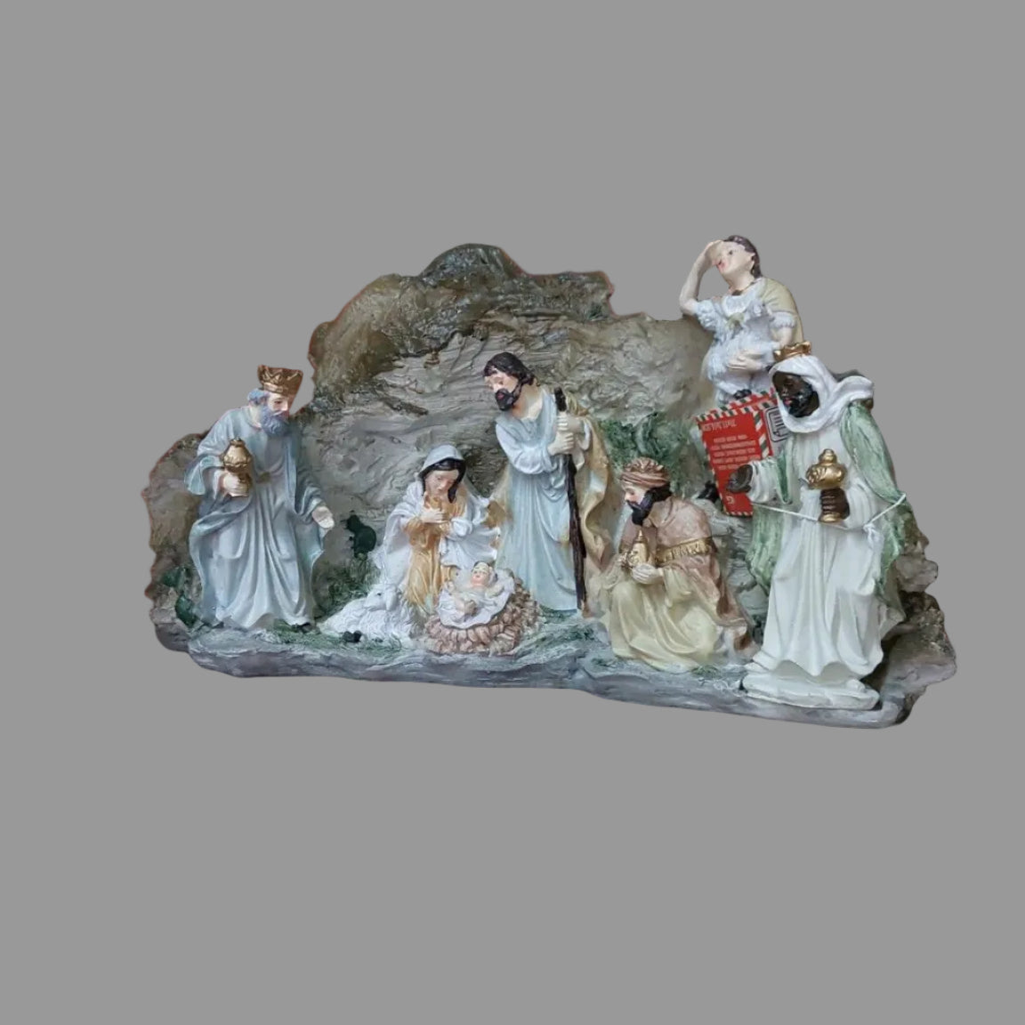 Presépio na Rocha ref. 498430 em resina, com figuras da Natividade